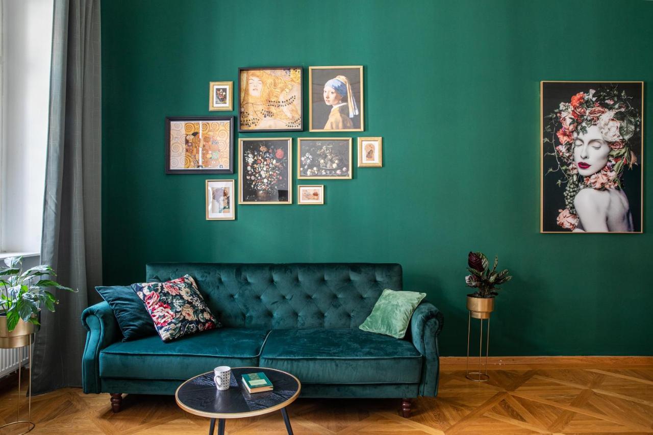 New Stylish 3 Suites Bedrooms Apt In Mala Strana - N2Nd Прага Экстерьер фото